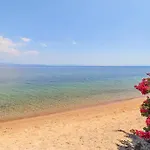 Vesna Luxury & Michel Ap 9 *