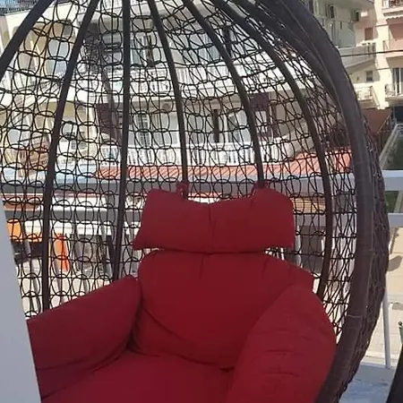 Vesna Luxury & Michel Ap 9 Paralia Katerinis